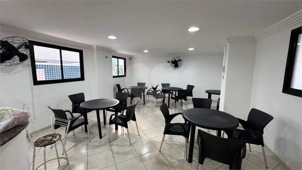 Apartamento para Venda em Praia Grande, Guilhermina, 1 dormitório, 1 banheiro, 1 vaga