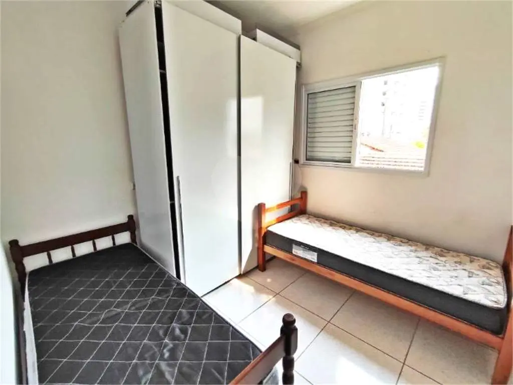Casa para Venda em Praia Grande, Tupi, 2 dormitórios, 2 banheiros, 1 vaga