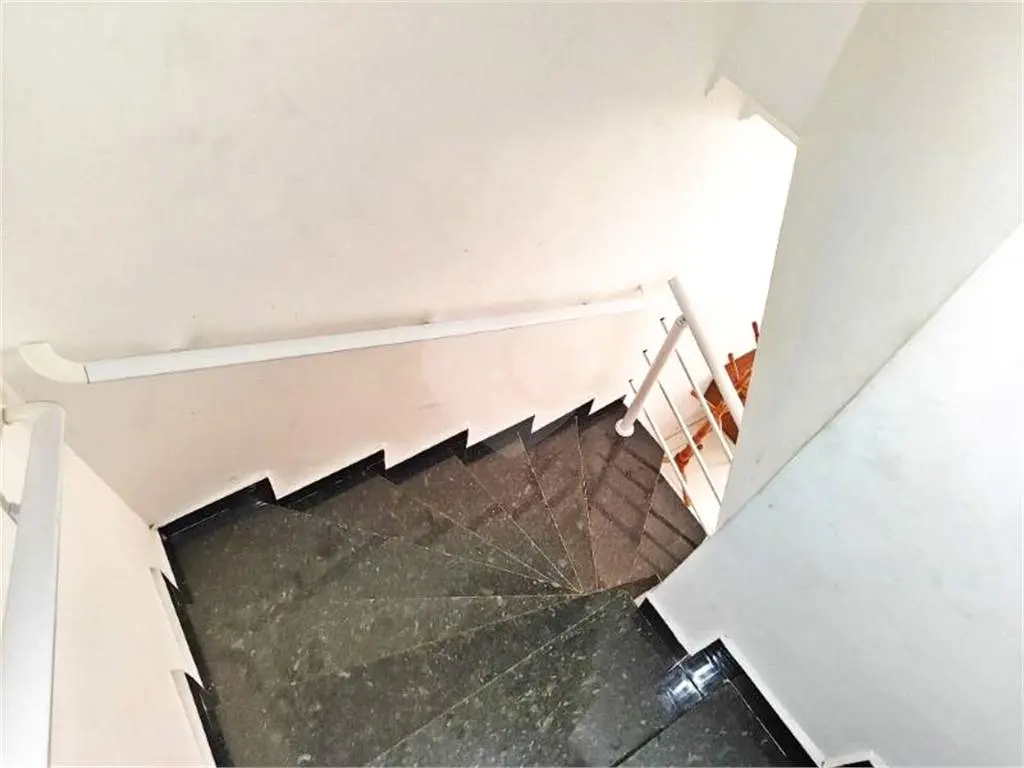 Casa para Venda em Praia Grande, Tupi, 2 dormitórios, 2 banheiros, 1 vaga
