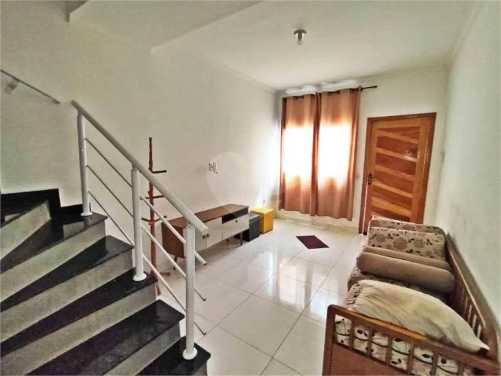 Casa para Venda em Praia Grande, Tupi, 2 dormitórios, 2 banheiros, 1 vaga