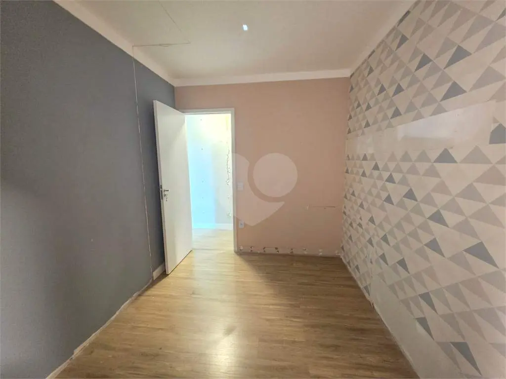 Comercial para Locação em Praia Grande, Aviação, 3 banheiros, 4 vagas