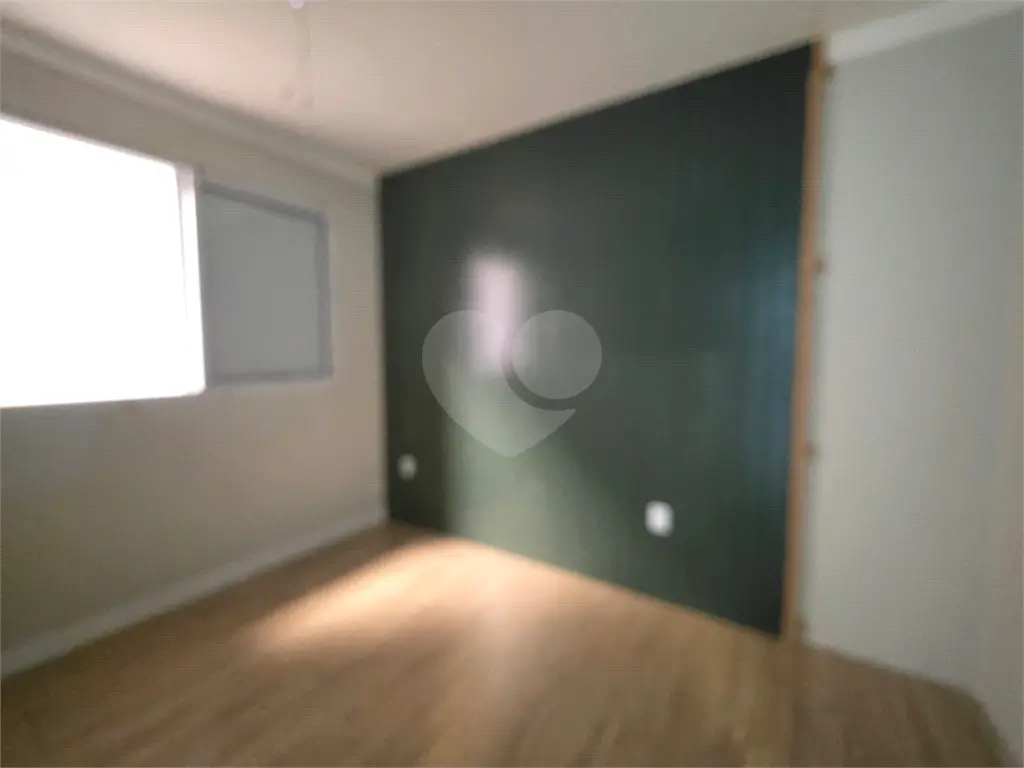 Comercial para Locação em Praia Grande, Aviação, 3 banheiros, 4 vagas