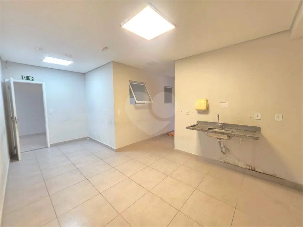Comercial para Locação em Praia Grande, Aviação, 3 banheiros, 4 vagas