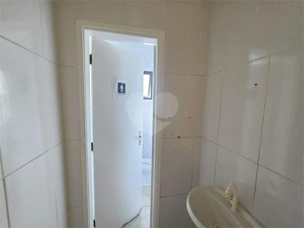 Comercial para Locação em Praia Grande, Aviação, 3 banheiros, 4 vagas