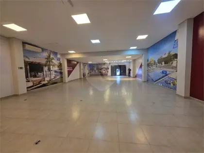 Comercial para Locação em Praia Grande, Aviação, 3 banheiros, 4 vagas