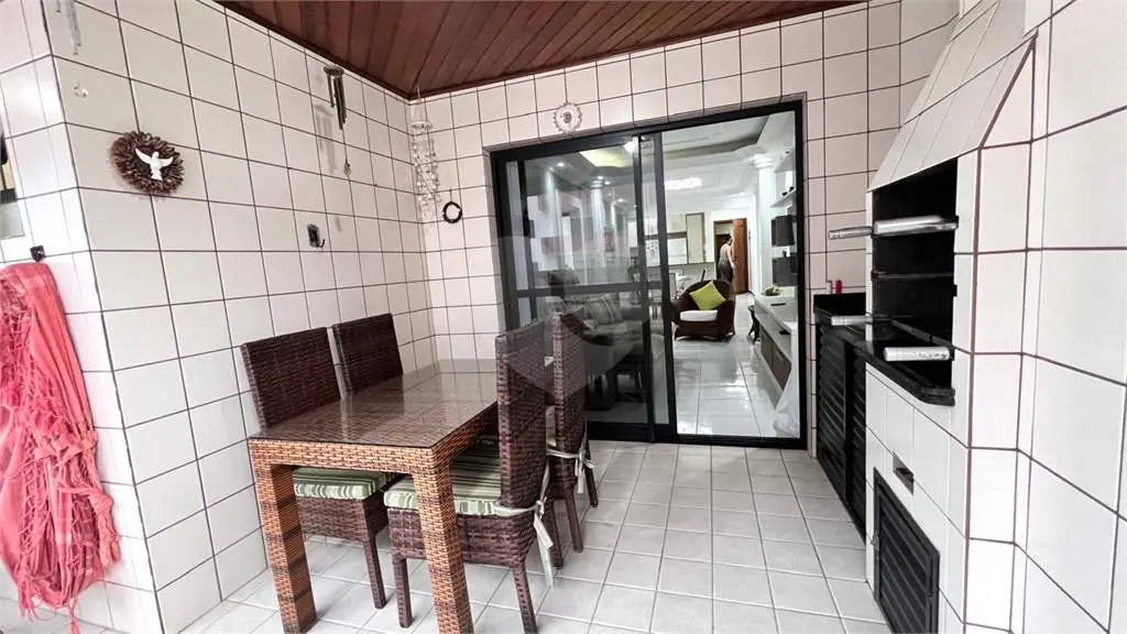 Apartamento para Venda em Praia Grande, Tupi, 3 dormitórios, 2 suítes, 3 banheiros, 2 vagas