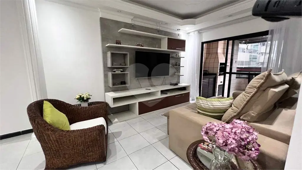 Apartamento para Venda em Praia Grande, Tupi, 3 dormitórios, 2 suítes, 3 banheiros, 2 vagas