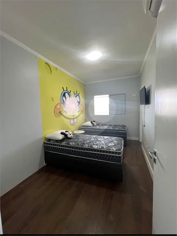 Apartamento para Venda em Praia Grande, Guilhermina, 4 dormitórios, 3 suítes, 5 banheiros, 2 vagas