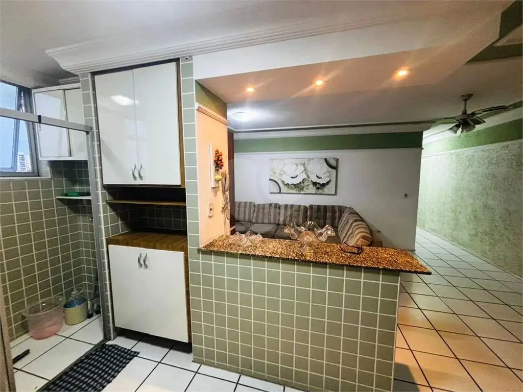 Apartamento para Venda em Praia Grande, Caiçara, 2 dormitórios, 1 suíte, 2 banheiros, 1 vaga