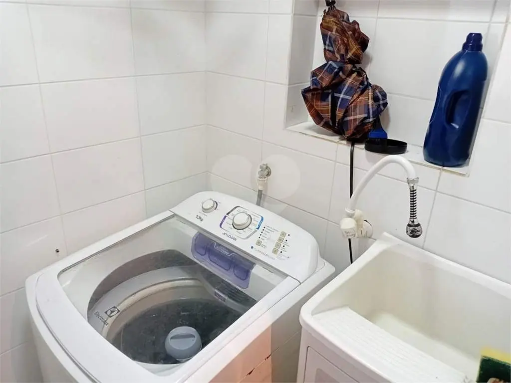 Apartamento para Venda em Praia Grande, Caiçara, 2 dormitórios, 1 suíte, 2 banheiros, 1 vaga