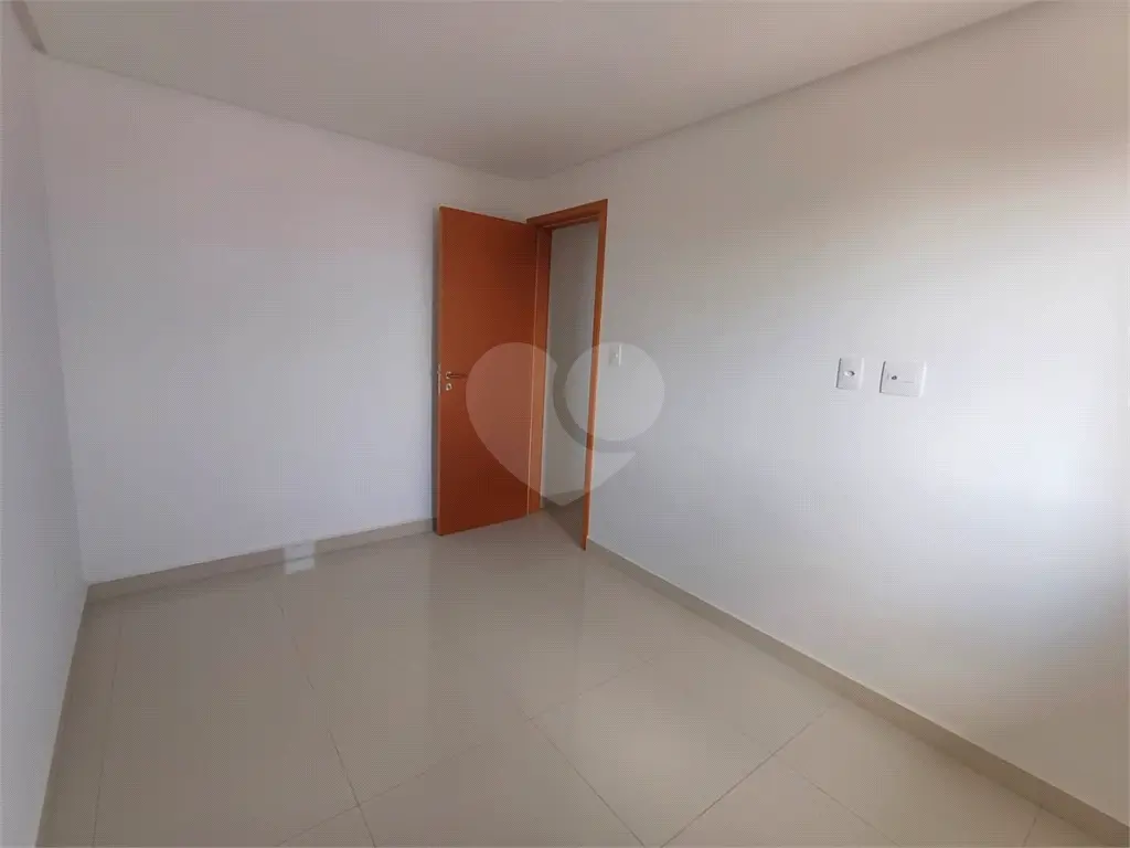 Apartamento para Venda em Praia Grande, Guilhermina, 3 dormitórios, 1 suíte, 1 banheiro, 2 vagas