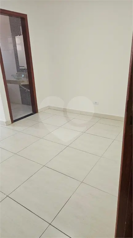 Sobrado para Venda em Praia Grande, Vila Guilhermina, 3 dormitórios, 2 suítes, 2 banheiros, 2 vagas