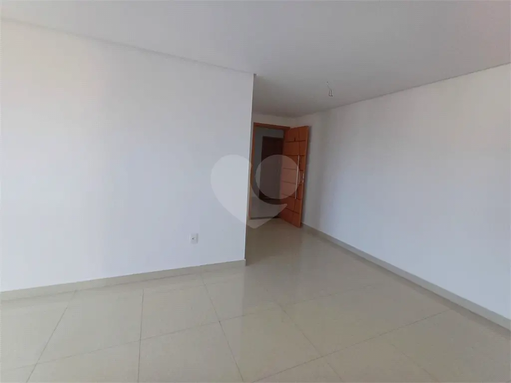 Apartamento para Venda em Praia Grande, Guilhermina, 2 dormitórios, 1 suíte, 1 banheiro, 1 vaga