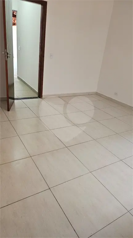 Sobrado para Venda em Praia Grande, Vila Guilhermina, 3 dormitórios, 2 suítes, 2 banheiros, 2 vagas