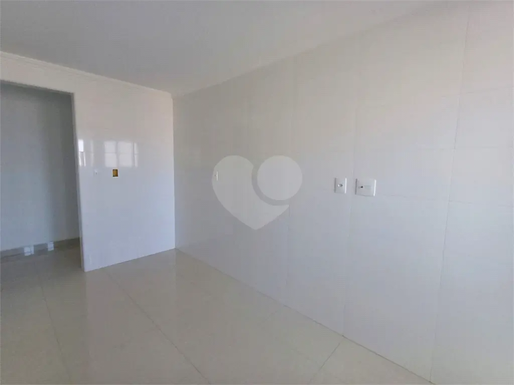 Apartamento para Venda em Praia Grande, Guilhermina, 3 dormitórios, 2 suítes, 1 banheiro, 2 vagas
