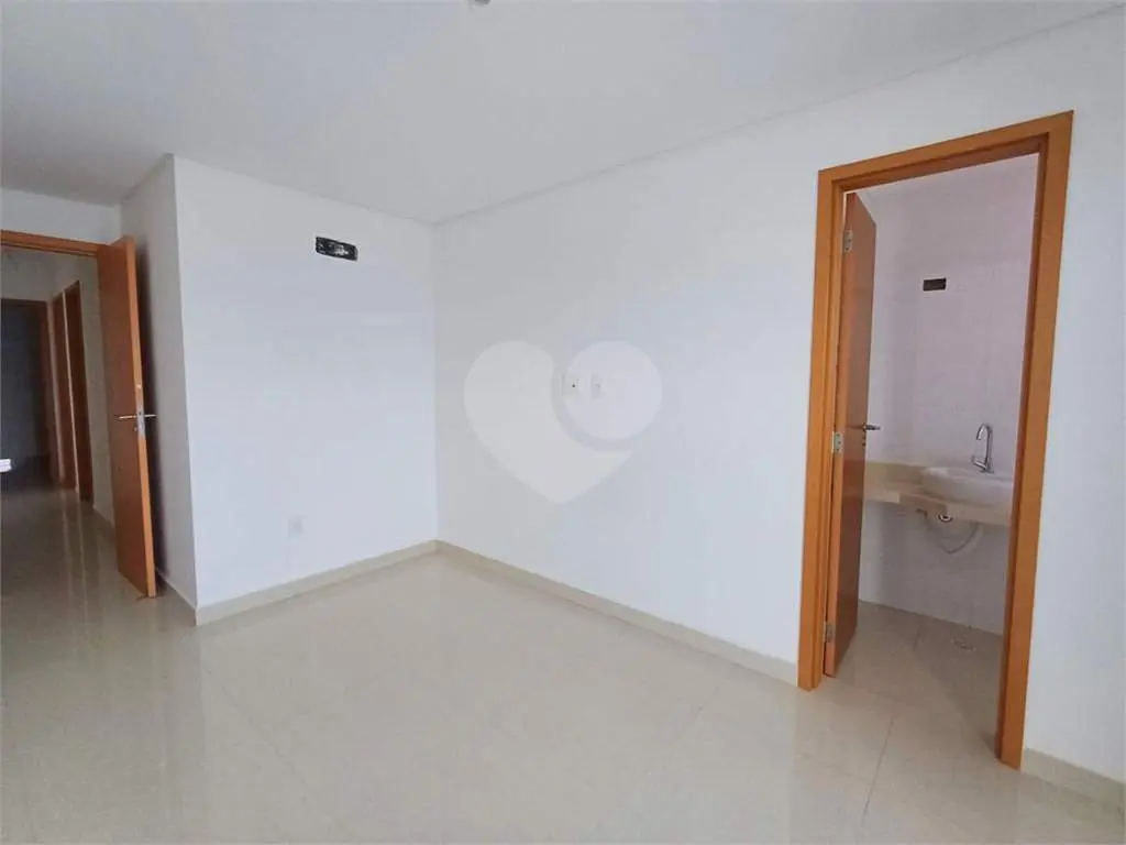 Apartamento para Venda em Praia Grande, Guilhermina, 3 dormitórios, 2 suítes, 1 banheiro, 2 vagas