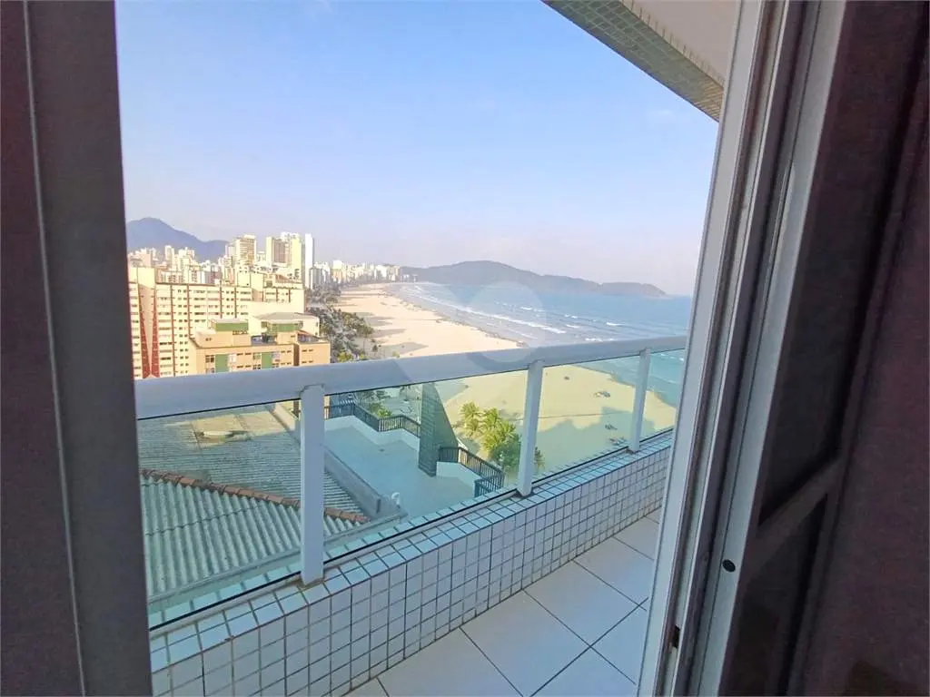Apartamento para Venda em Praia Grande, Guilhermina, 3 dormitórios, 2 suítes, 1 banheiro, 2 vagas