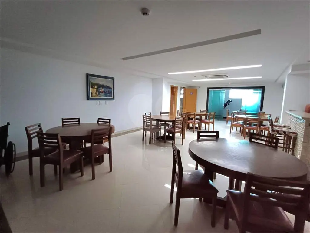 Apartamento para Venda em Praia Grande, Guilhermina, 3 dormitórios, 2 suítes, 1 banheiro, 2 vagas