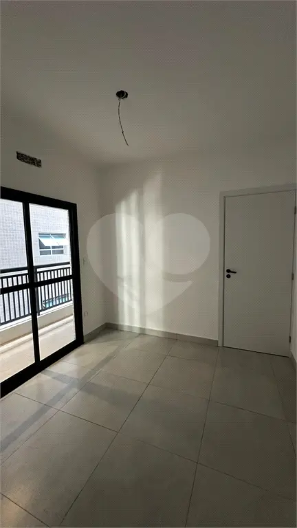 Apartamento para Venda em Praia Grande, Tupi, 2 dormitórios, 1 suíte, 2 banheiros, 1 vaga