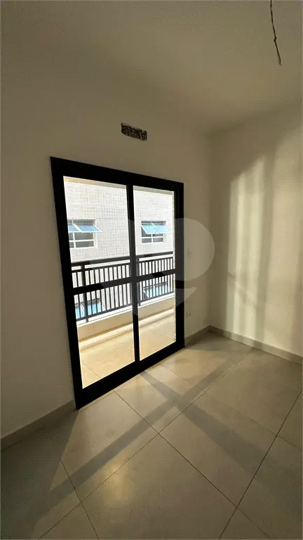 Apartamento para Venda em Praia Grande, Tupi, 2 dormitórios, 1 suíte, 2 banheiros, 1 vaga