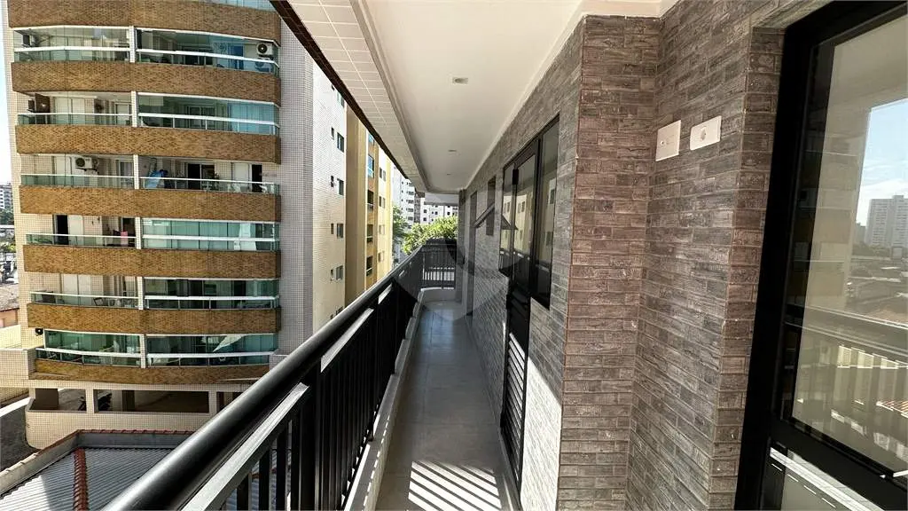 Apartamento para Venda em Praia Grande, Tupi, 2 dormitórios, 1 suíte, 2 banheiros, 1 vaga