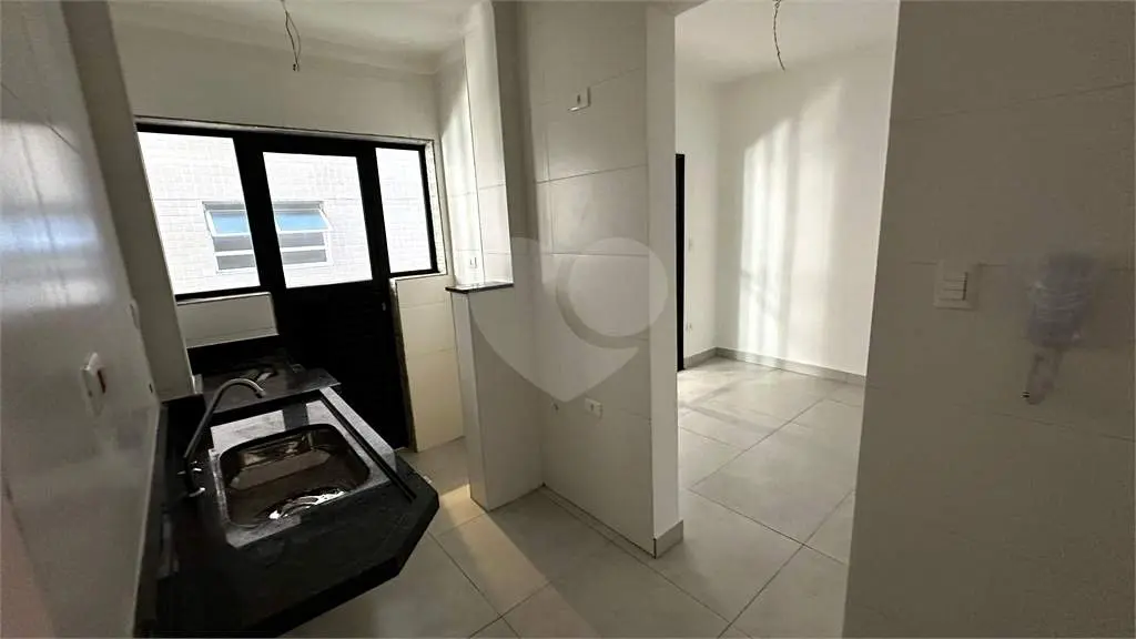 Apartamento para Venda em Praia Grande, Tupi, 2 dormitórios, 1 suíte, 2 banheiros, 1 vaga