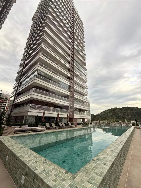 Apartamento para Venda em Praia Grande, Canto do Forte, 3 dormitórios, 3 suítes, 4 banheiros, 3 vagas