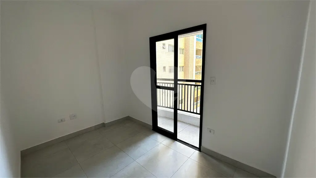 Apartamento para Venda em Praia Grande, Tupi, 2 dormitórios, 1 suíte, 2 banheiros, 1 vaga