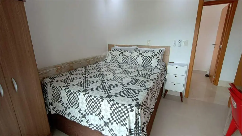 Apartamento para Venda em Praia Grande, Canto do Forte, 2 dormitórios, 1 suíte, 2 banheiros, 2 vagas