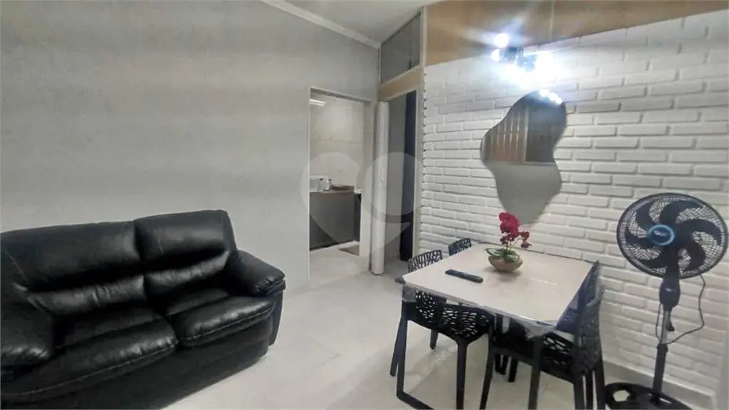Apartamento para Venda em Praia Grande, Guilhermina, 1 dormitório, 1 banheiro, 1 vaga