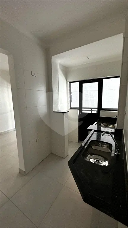 Apartamento para Venda em Praia Grande, Tupi, 2 dormitórios, 1 suíte, 2 banheiros, 1 vaga