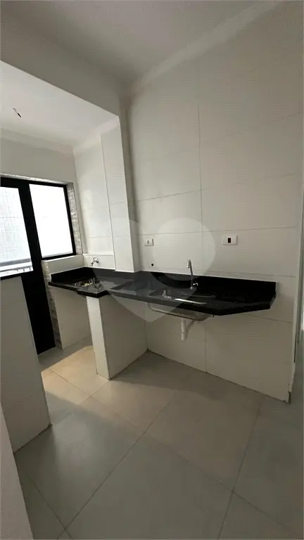 Apartamento para Venda em Praia Grande, Tupi, 2 dormitórios, 1 suíte, 2 banheiros, 1 vaga