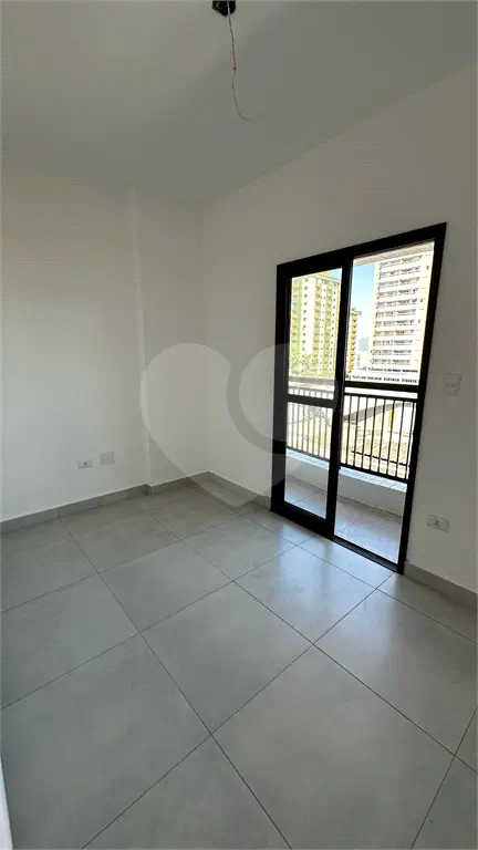 Apartamento para Venda em Praia Grande, Tupi, 2 dormitórios, 1 suíte, 2 banheiros, 1 vaga