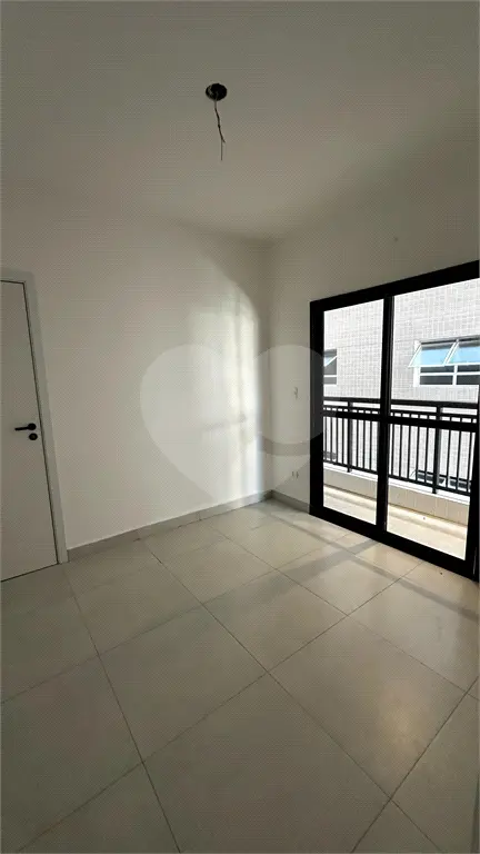 Apartamento para Venda em Praia Grande, Tupi, 2 dormitórios, 1 suíte, 2 banheiros, 1 vaga
