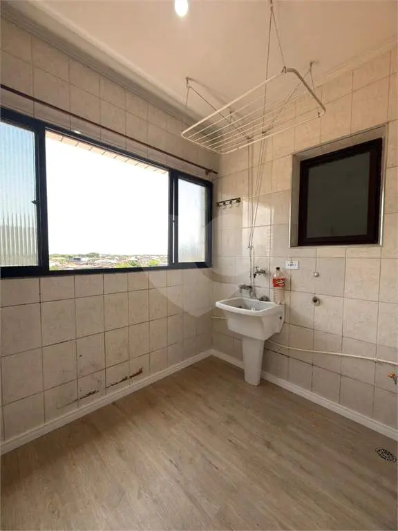 Apartamento para Venda em Praia Grande, Boqueirão, 2 dormitórios, 1 suíte, 2 banheiros, 1 vaga