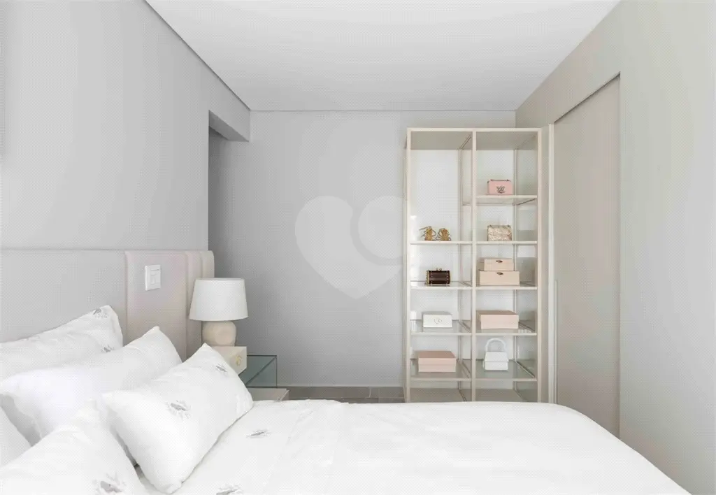 Apartamento para Venda em Praia Grande, Forte, 3 dormitórios, 3 suítes, 4 banheiros, 2 vagas