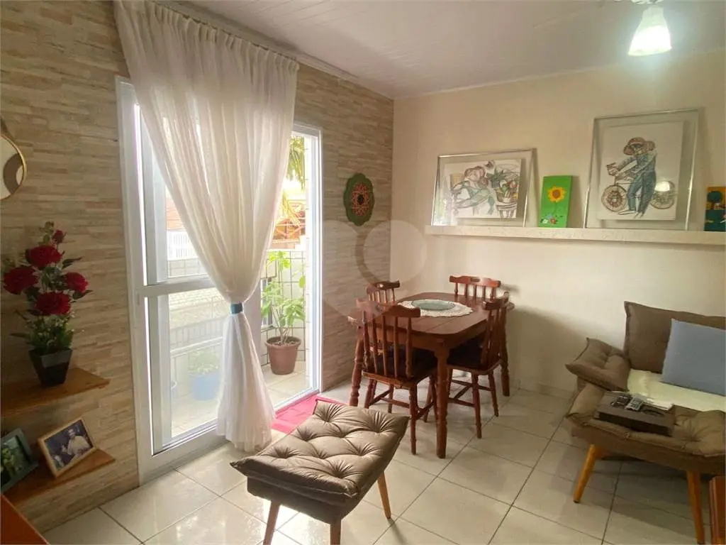 Apartamento para Venda em Praia Grande, Caiçara, 2 dormitórios, 1 banheiro, 1 vaga