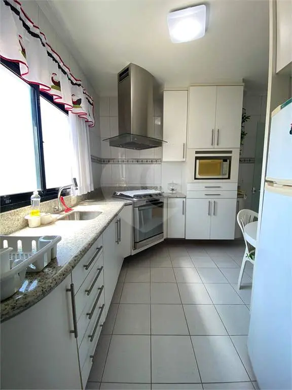 Apartamento para Venda em Praia Grande, Caiçara, 3 dormitórios, 1 suíte, 2 banheiros, 2 vagas