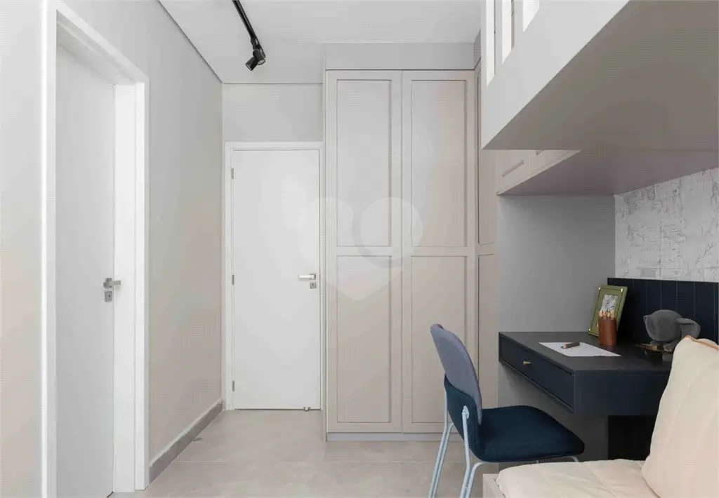 Apartamento para Venda em Praia Grande, Forte, 3 dormitórios, 3 suítes, 4 banheiros, 2 vagas