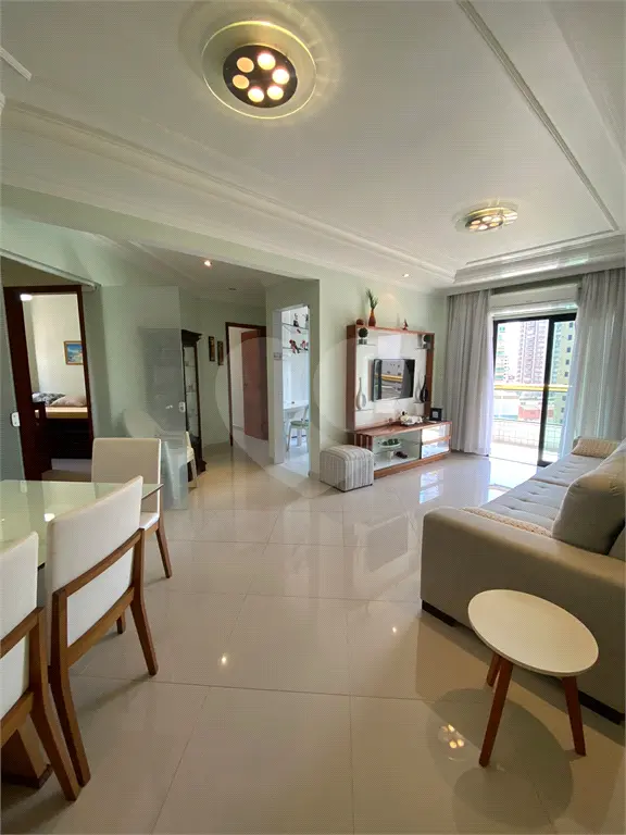 Apartamento para Venda em Praia Grande, Caiçara, 3 dormitórios, 1 suíte, 2 banheiros, 2 vagas