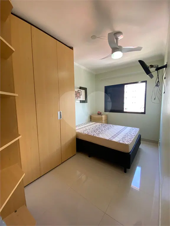 Apartamento para Venda em Praia Grande, Caiçara, 3 dormitórios, 1 suíte, 2 banheiros, 2 vagas