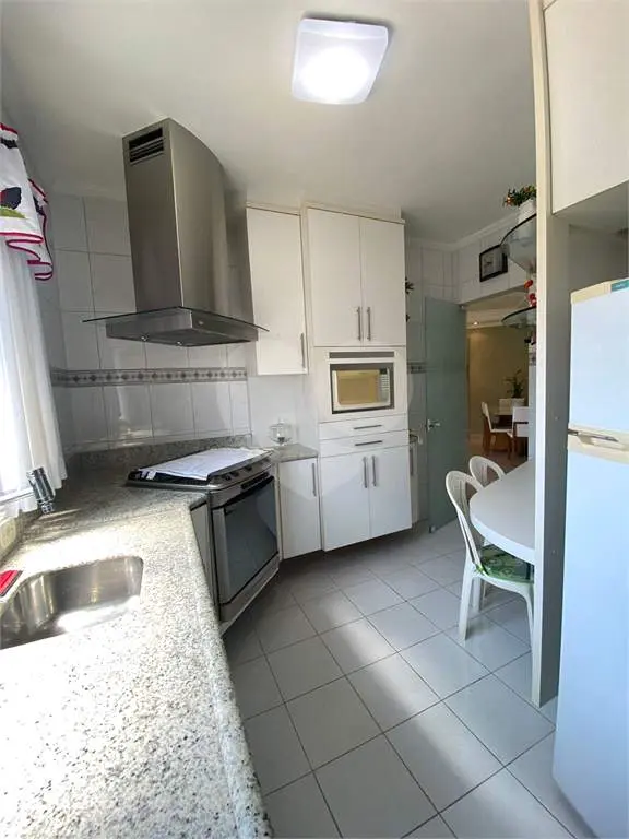 Apartamento para Venda em Praia Grande, Caiçara, 3 dormitórios, 1 suíte, 2 banheiros, 2 vagas