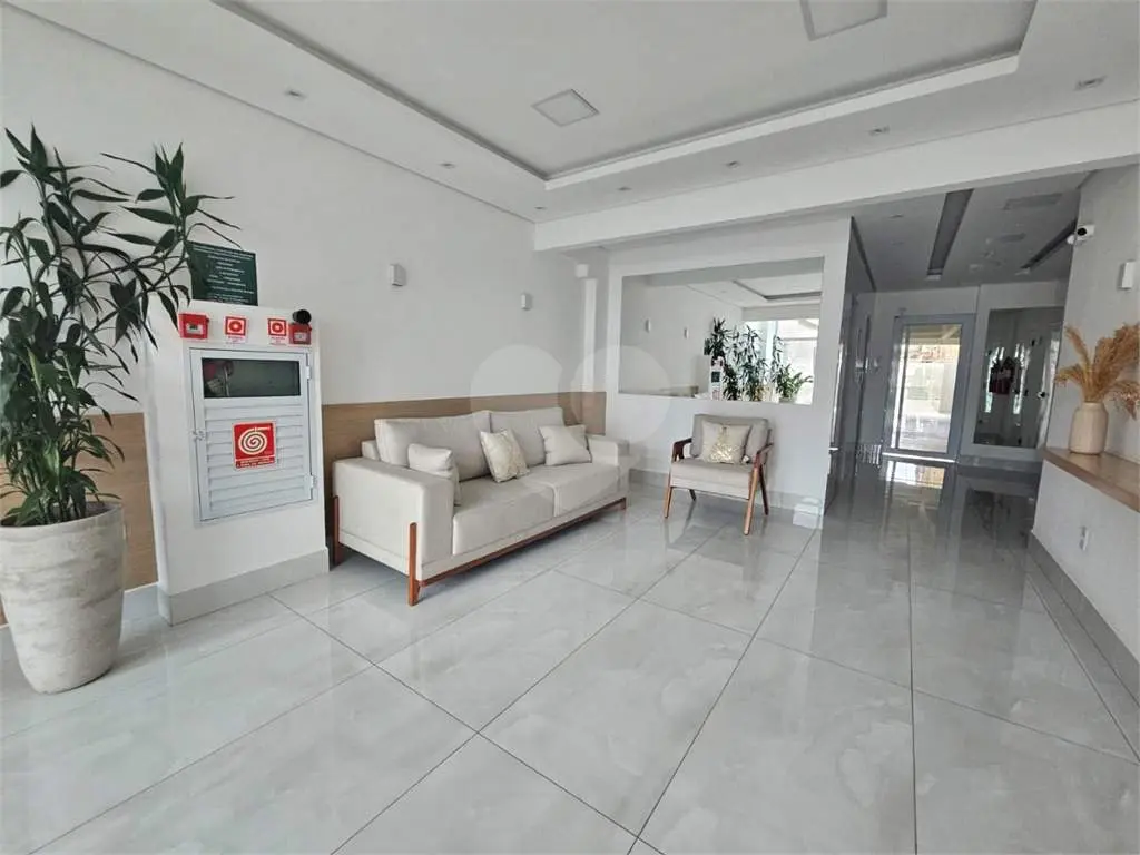 Apartamento para Venda em Praia Grande, Flórida, 1 dormitório, 1 suíte, 2 banheiros, 1 vaga