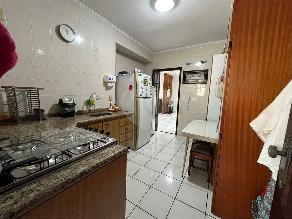 Apartamento para Venda em Praia Grande, Tupi, 2 dormitórios, 1 suíte, 2 banheiros, 1 vaga