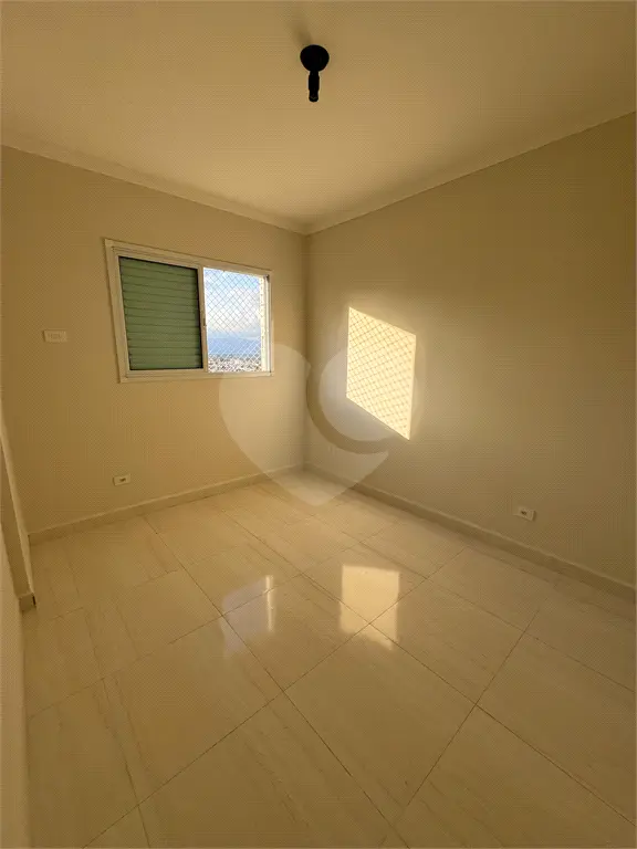 Apartamento para Venda em Praia Grande, Campo aviação, 2 dormitórios, 2 suítes, 3 banheiros, 1 vaga