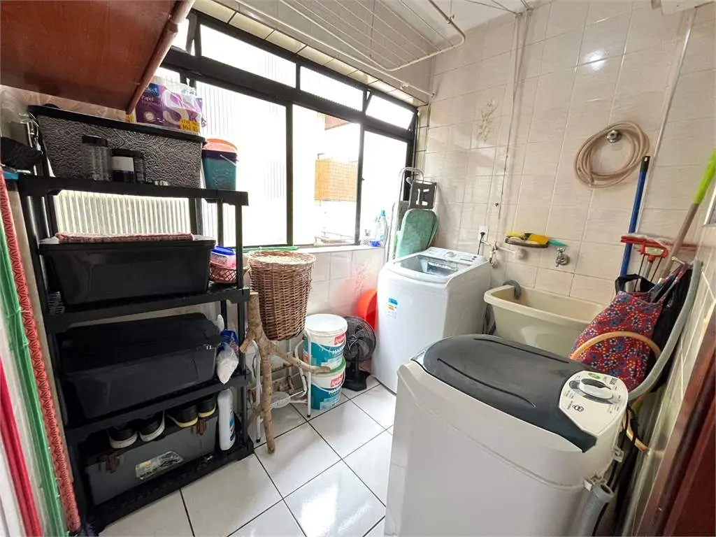 Apartamento para Venda em Praia Grande, Tupi, 2 dormitórios, 1 suíte, 2 banheiros, 1 vaga