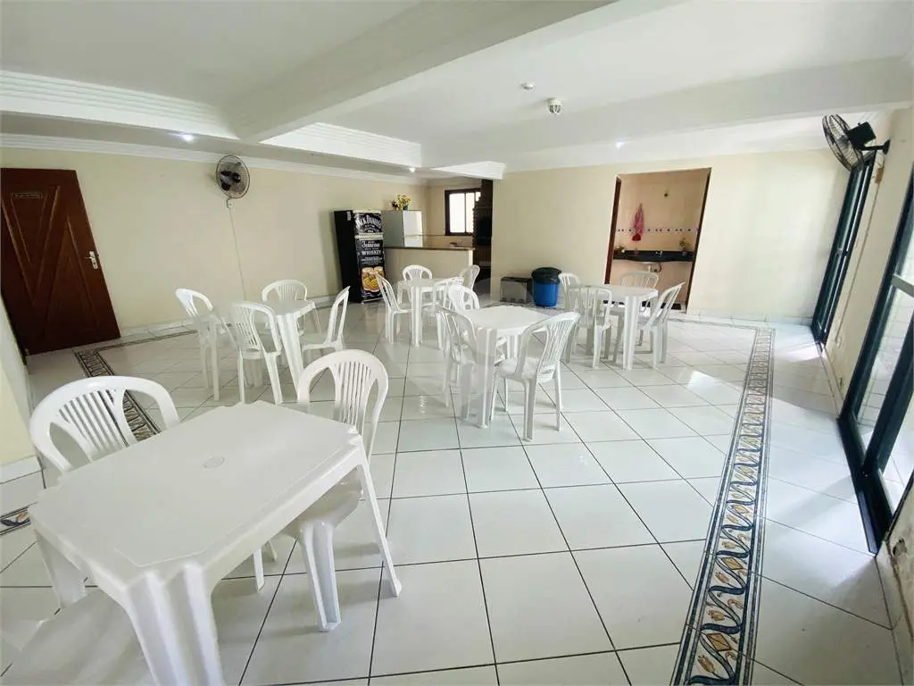 Apartamento para Venda em Praia Grande, Campo aviação, 1 dormitório, 1 banheiro, 1 vaga
