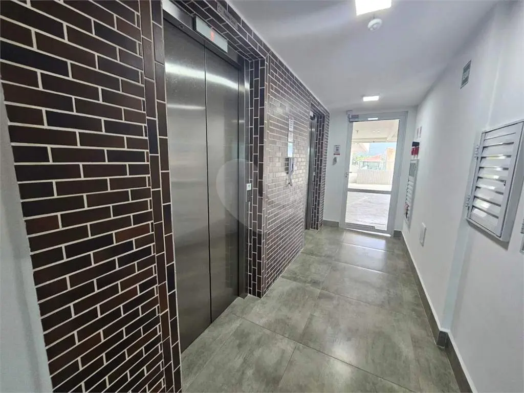 Apartamento para Venda em Praia Grande, Flórida, 1 dormitório, 1 suíte, 2 banheiros, 1 vaga