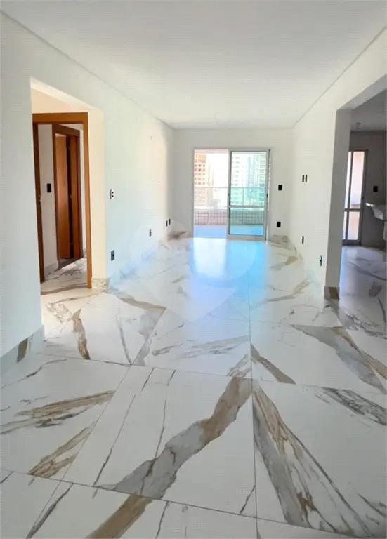 Apartamento para Venda em Praia Grande, Aviação, 2 dormitórios, 1 suíte, 3 banheiros, 2 vagas