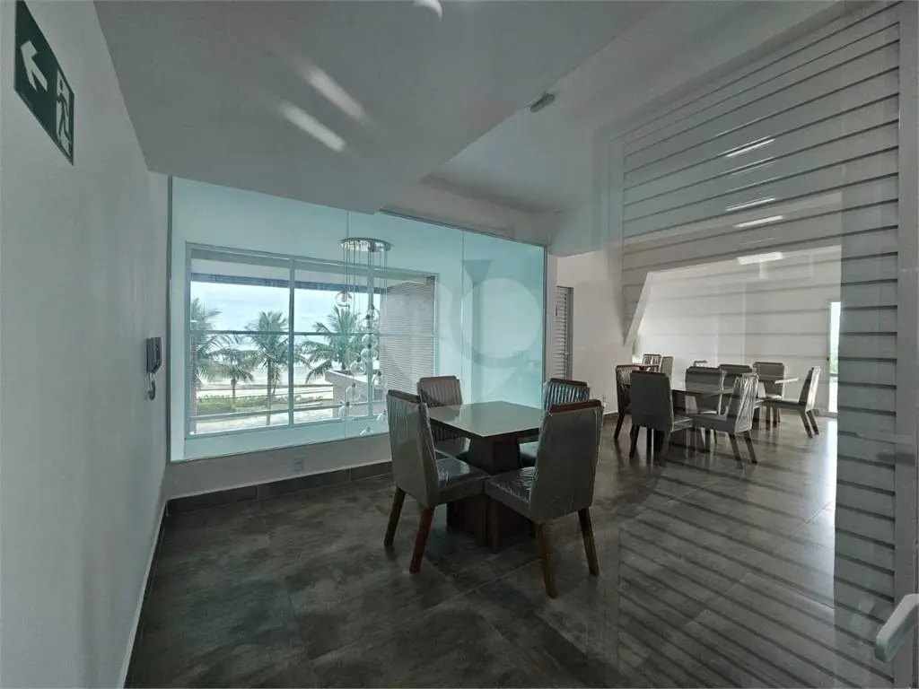 Apartamento para Venda em Praia Grande, Flórida, 1 dormitório, 1 suíte, 2 banheiros, 1 vaga